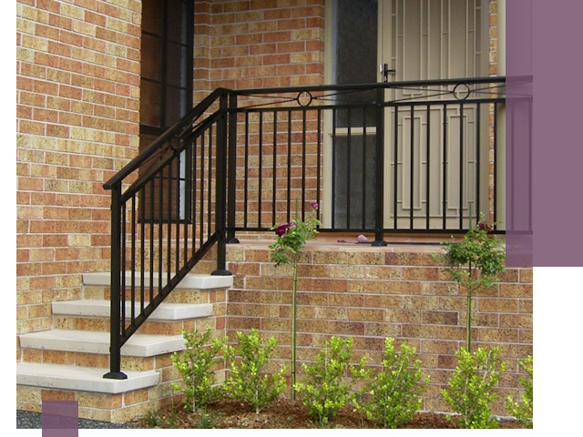 Уличные перила из металла под ключ в Грозном