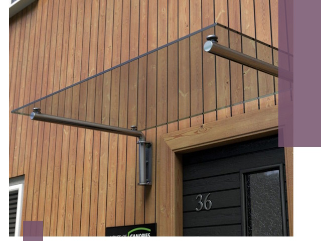 Стеклянные козырьки на входы и фасады в Грозном