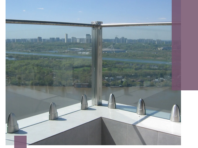 Стеклянные парапеты премиум класса в Грозном для домов и бизнесов